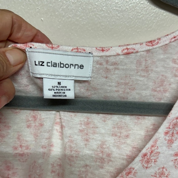 Liz Claiborne Red and White Patterned Blouse - Picture 2 of 10